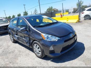  Salvage Toyota Prius c