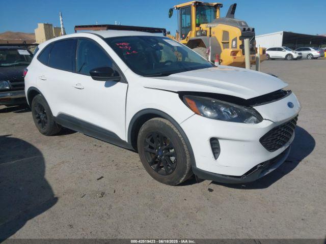  Salvage Ford Escape