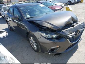  Salvage Mazda Mazda3