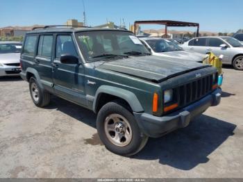  Salvage Jeep Cherokee