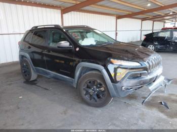  Salvage Jeep Cherokee