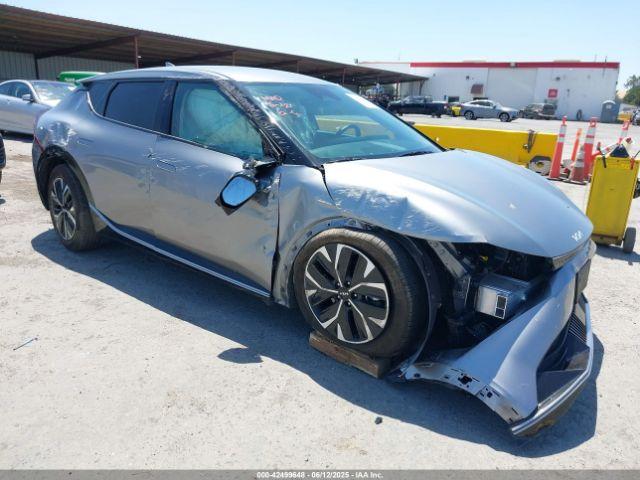  Salvage Kia EV6