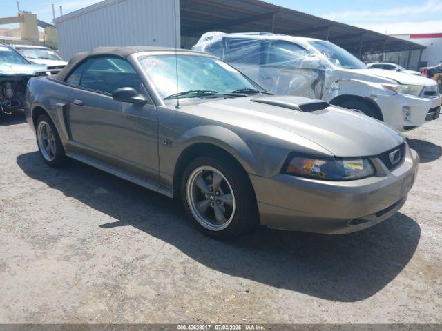  Salvage Ford Mustang