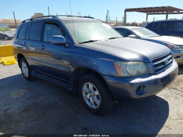  Salvage Toyota Highlander