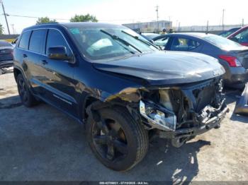  Salvage Jeep Grand Cherokee