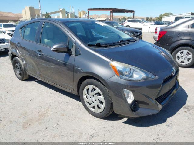  Salvage Toyota Prius c