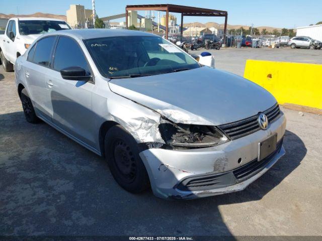  Salvage Volkswagen Jetta