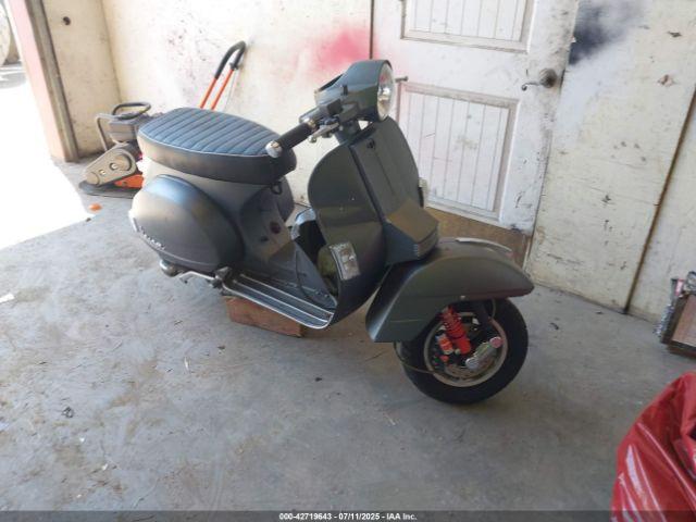  Salvage Vespa Px