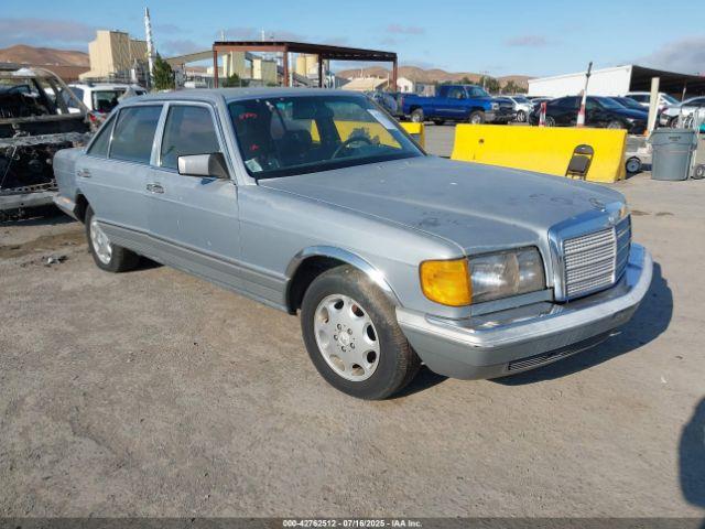  Salvage Mercedes-Benz 300