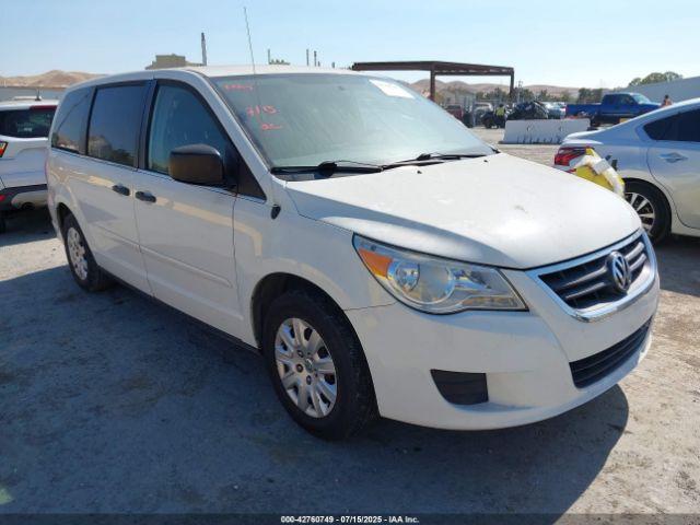  Salvage Volkswagen Routan
