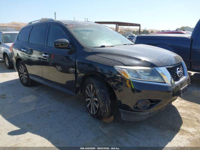  Salvage Nissan Pathfinder