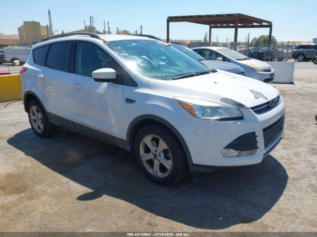  Salvage Ford Escape