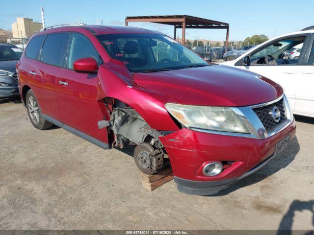  Salvage Nissan Pathfinder