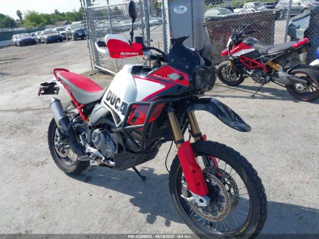  Salvage Ducati Desert X