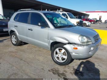  Salvage Hyundai TUCSON