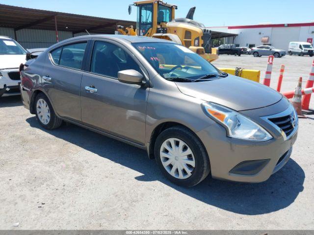  Salvage Nissan Versa