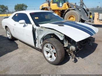  Salvage Dodge Challenger