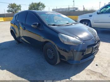  Salvage Toyota Prius c