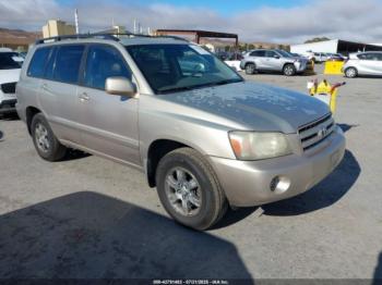  Salvage Toyota Highlander