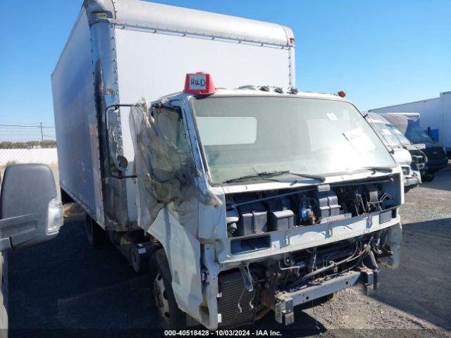  Salvage Isuzu Npr