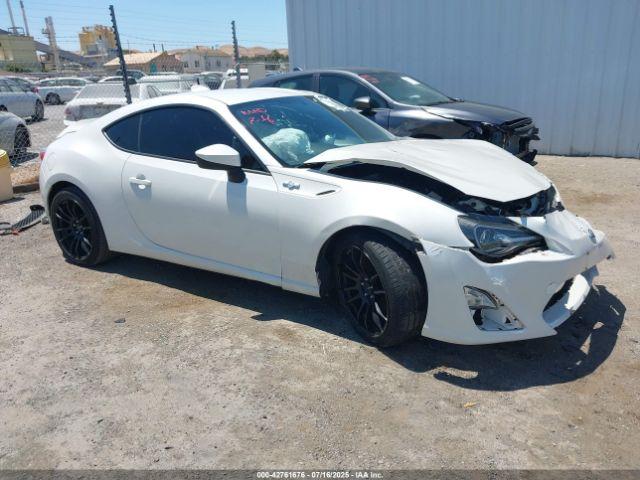  Salvage Scion FR-S