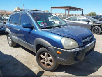  Salvage Hyundai TUCSON