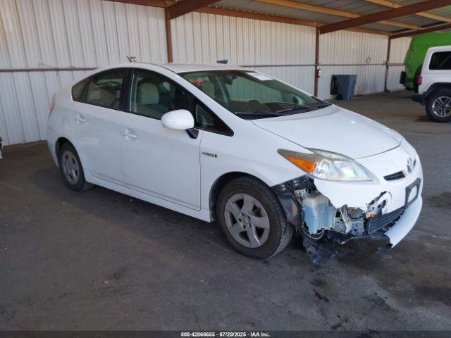  Salvage Toyota Prius