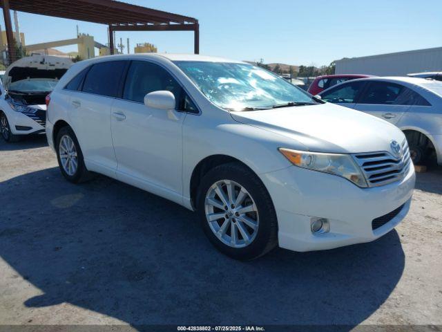  Salvage Toyota Venza