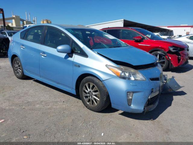  Salvage Toyota Prius