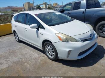  Salvage Toyota Prius v