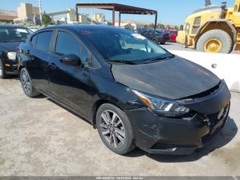  Salvage Nissan Versa
