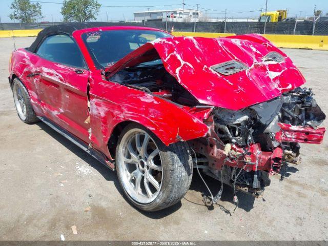  Salvage Ford Mustang
