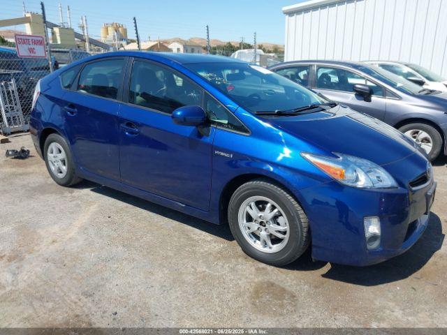  Salvage Toyota Prius