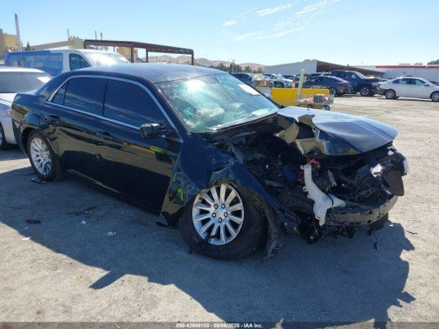  Salvage Chrysler 300