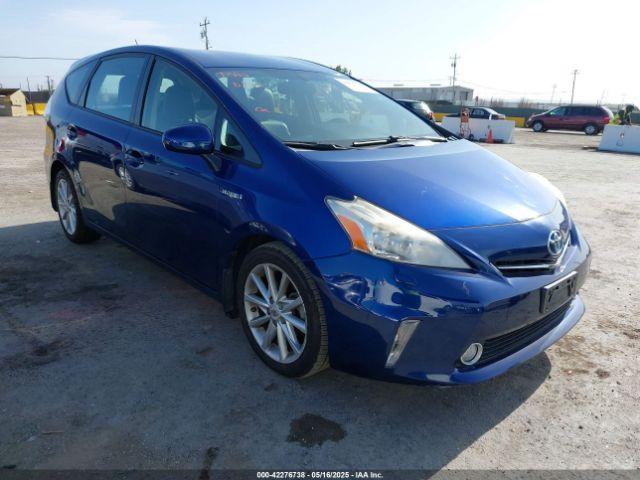  Salvage Toyota Prius v