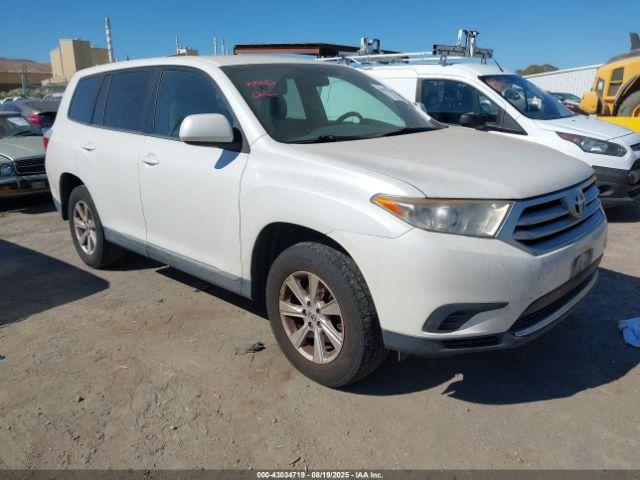  Salvage Toyota Highlander