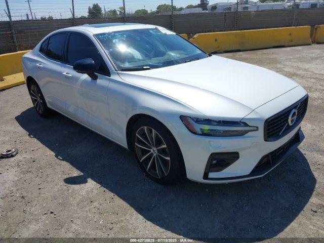  Salvage Volvo S60