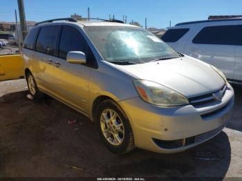  Salvage Toyota Sienna