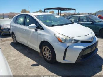  Salvage Toyota Prius v
