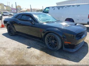  Salvage Dodge Challenger