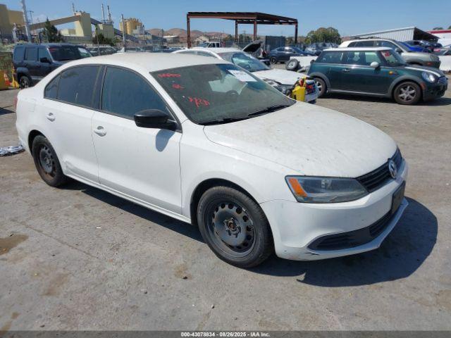  Salvage Volkswagen Jetta