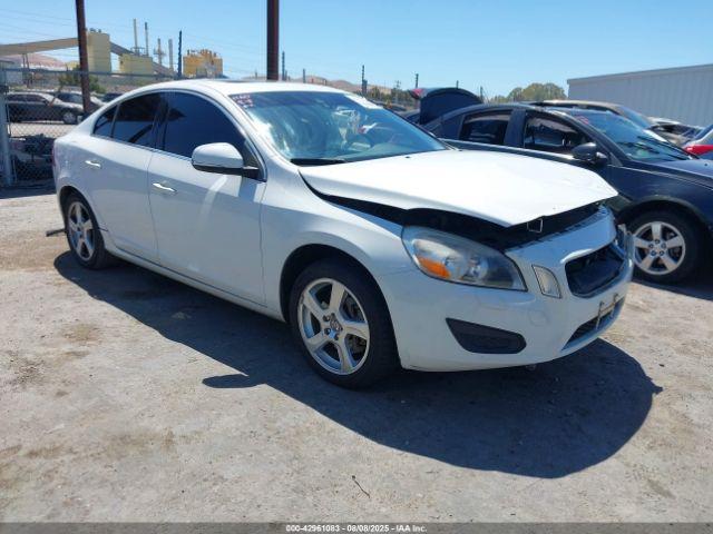  Salvage Volvo S60