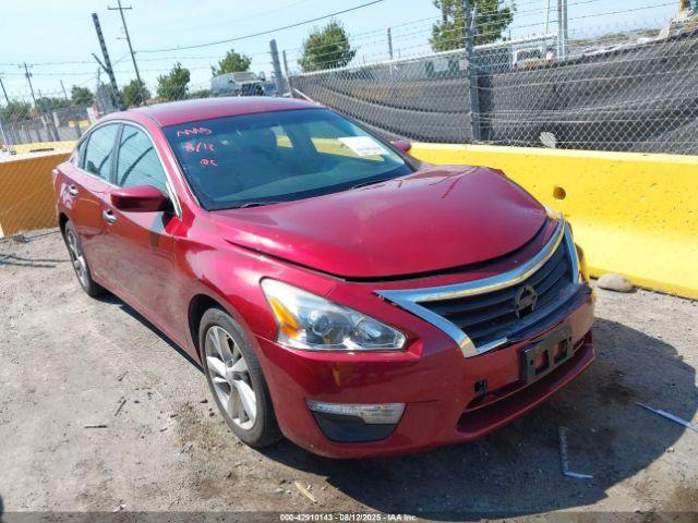  Salvage Nissan Altima