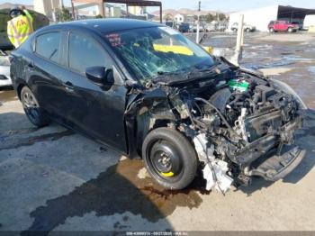  Salvage Toyota Yaris