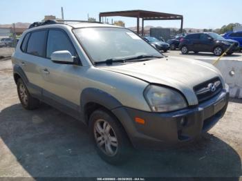  Salvage Hyundai TUCSON