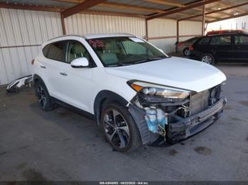  Salvage Hyundai TUCSON