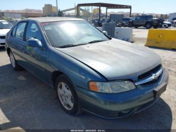  Salvage Nissan Altima