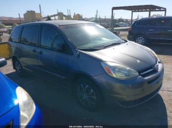  Salvage Toyota Sienna