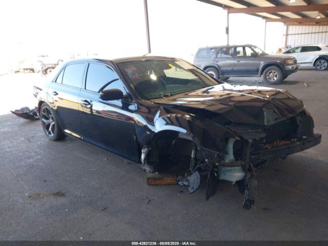  Salvage Chrysler 300