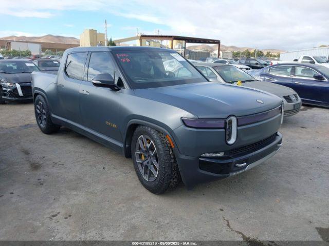  Salvage Rivian R1T
